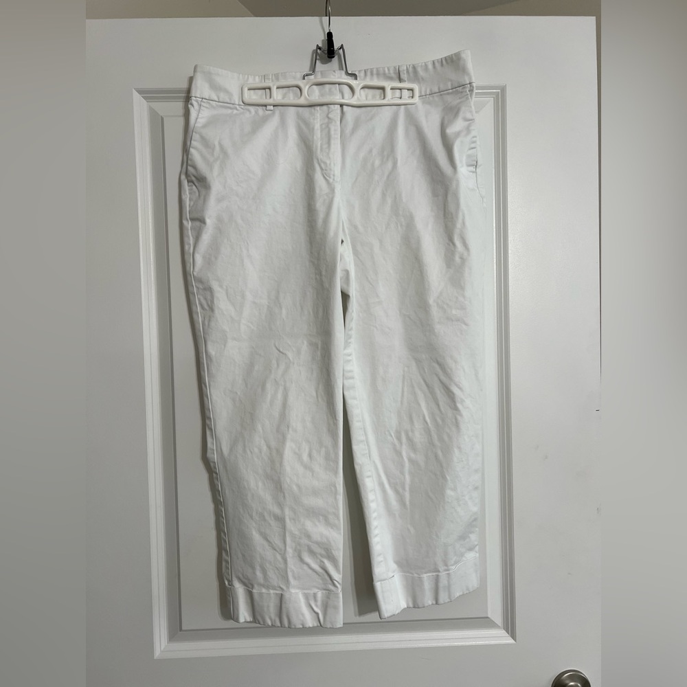 Cuffed ankle capris